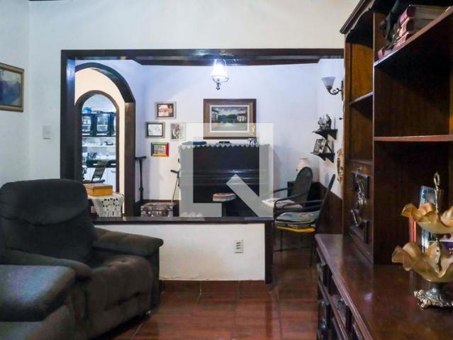 Casa, Coréia, 2 Quartos, 100 m2 Mesquita