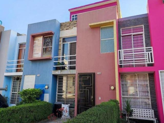 CASA COTO LA PRIMAVERA MOD ALFA ESPEC EN 3°N 3 REC 3 WC CON TERRAZA. FRACC PARQUES TESISTAN ZAPOPAN