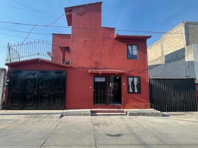 CASA DUPLEX AMUEBLADA EN RENTA EN TOLUCA, CERCANA A G.M. Y STELLANTIS
