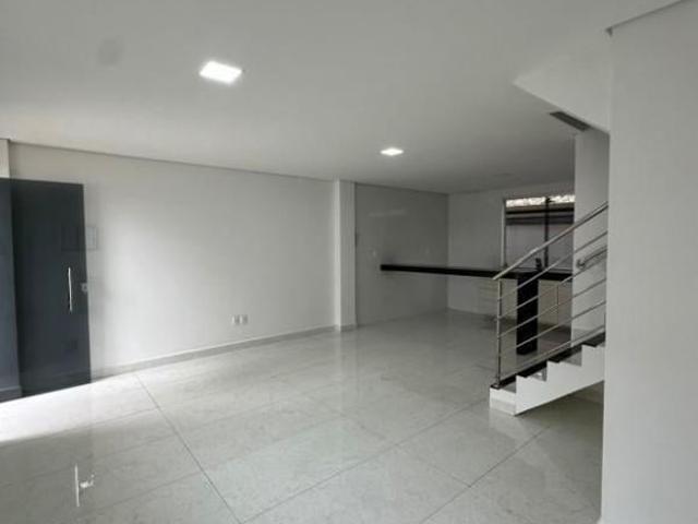 Casa Duplex com 3 quartos à venda em Belo Horizonte, no bairro Manacás