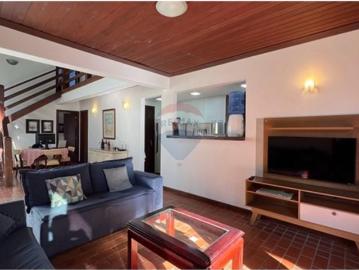 Casa Duplex com 3 Suites e Deck em canal navegável