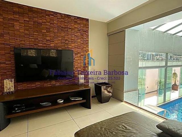 Casa Dúplex com 450 m2, 3 suítes, piscina aquecida, área gourmet à venda no Condomínio Estrela Sul p