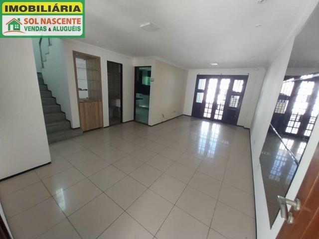 CASA DUPLEX COND. FECHADO