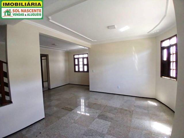 CASA DUPLEX COND. FECHADO