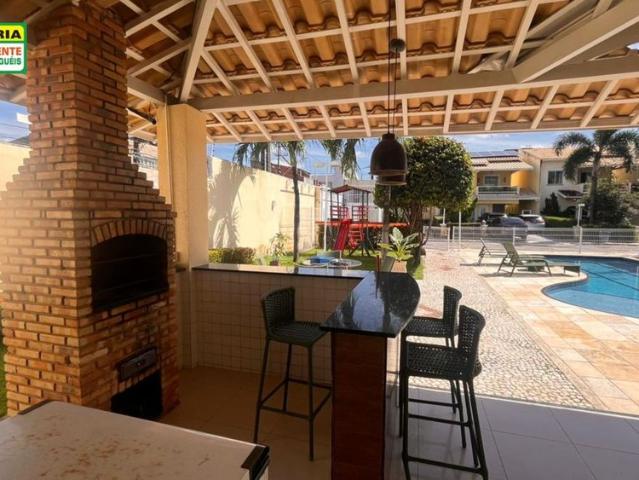 CASA DUPLEX COND. FECHADO