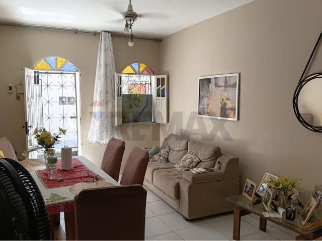 Casa Duplex de 3 quartos para locação na Cidade Baixa