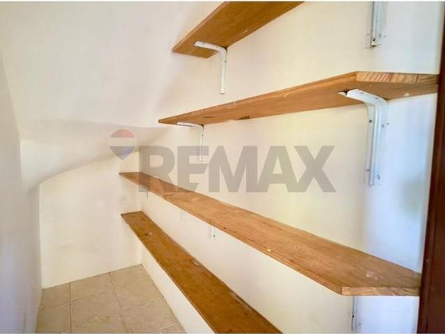 Casa Duplex em Buraquinho: Conforto e Satisfação