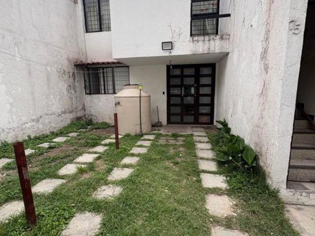 CASA DUPLEX EN VENTA