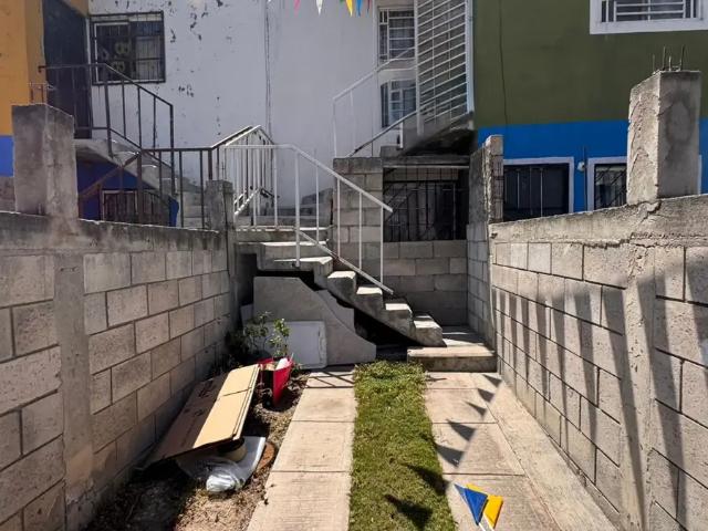 casa duplex en fraccionamiento la prada