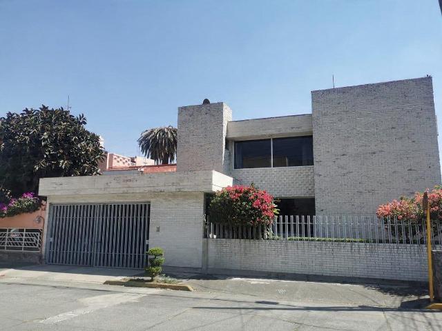 CASA DÚPLEX EN RENTA COLÓN ECHEGARAY DIVIDIDA EN DOS DEPARTAMENTOS