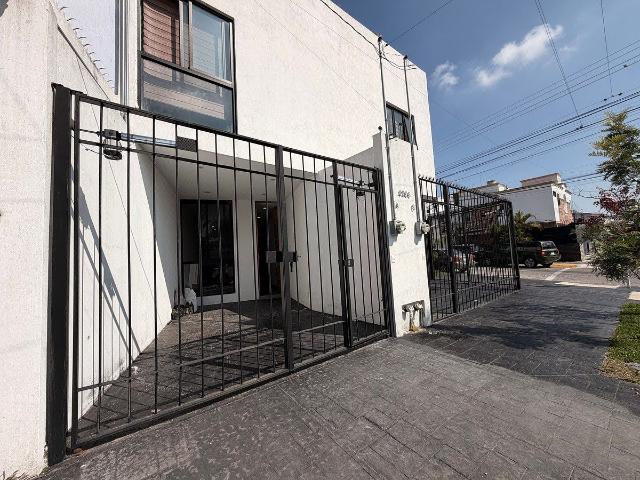 Casa Duplex en Renta en Prados Tepeyac