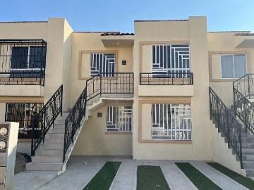 CASA DUPLEX EN RENTA PLANTA ALTA