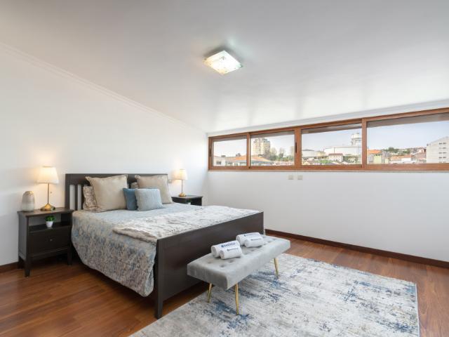 Casa duplex espaçosa | Jacuzzi e terraço