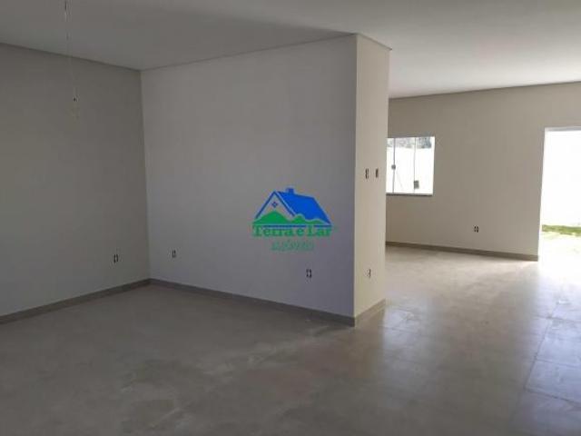 Casa duplex geminada com 2 pavimentos para à venda em Cruzília, MG