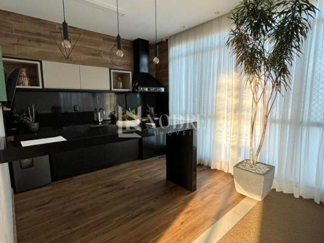 Casa Duplex Moderna com Área Gourmet e Jacuzzi – 200m² de Elegância e Conforto