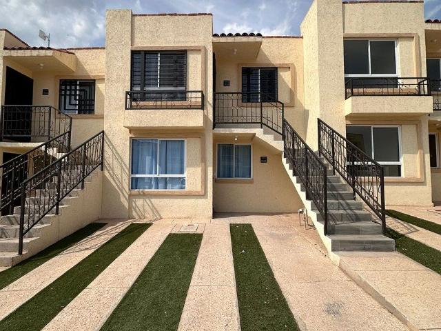 Casa duplex Nueva en Renta, Planta Alta en Vistas California