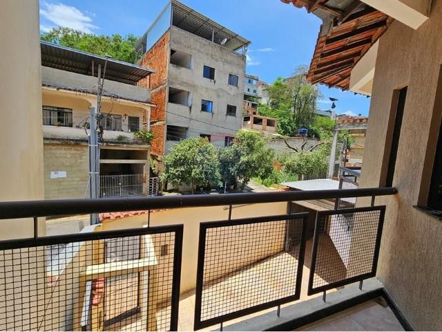 Casa Duplex para Locação no Vale do Castelo — R$ 3.000,00