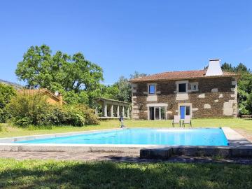 Casa da Raiz