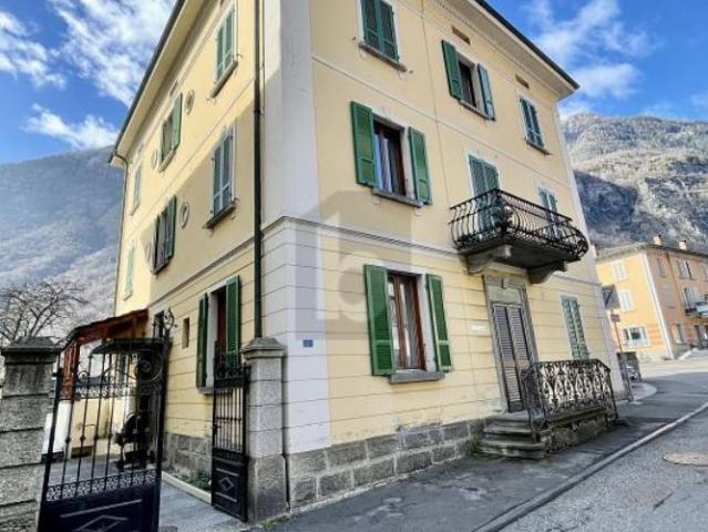 Casa da 4 appartamenti interessante interessantes haus mit 4 wohnungen