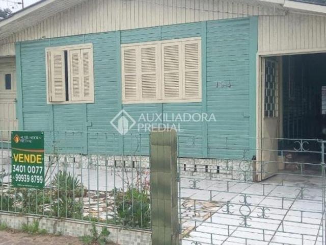 Casa de madeira em terreno grande no Ermo em Guaiba RS
