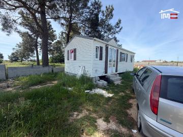 Casa de Madeira T2 Habitável, Inserida num Lote 446m2 | Quinta dos Cajados Palmela