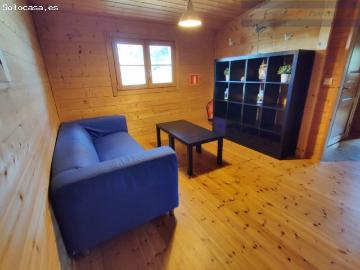 Casa de madera unifamiliar con terreno en el mar. Las Rotas