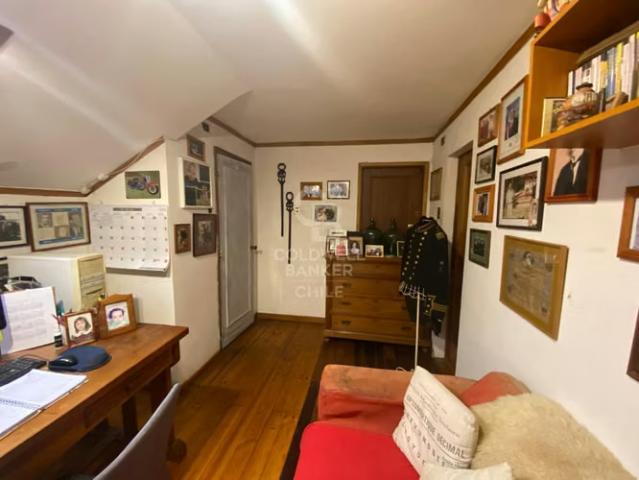 Casa de Madera Nativa en Zona de Alta Plusvalía | 5 dormitorios por 319500. 00 en Osorno