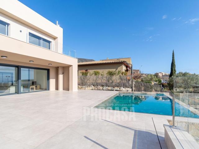 Casa de nueva construcción con vistas despejadas en Palau Sa. 344m² Palau Saverdera