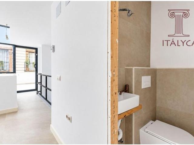 Casa de obra nueva en venta en calle Niño Perdido