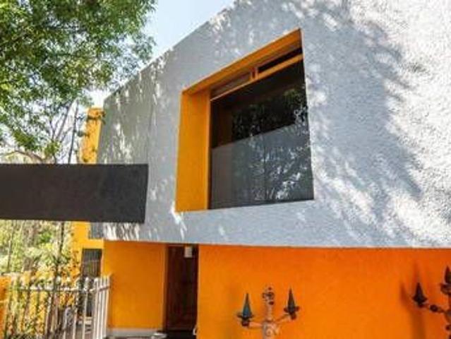 Casa De Autor Amueblada En Renta En Paseos Del Bosque, Naucalpan