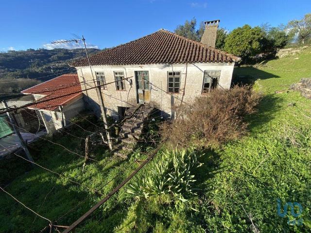 Casa de aldeia T3 em Vale de 229,00 m²