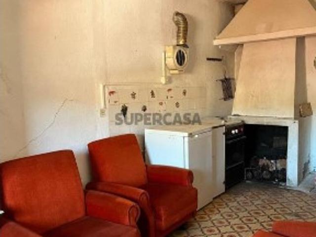 Casa de aldeia T3 em Sobreira Formosa e Alvito da Beira de 57,00 m²