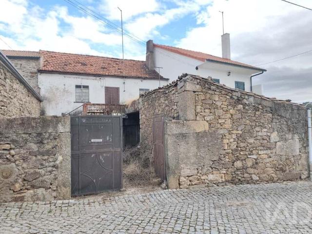 Casa de aldeia T2 em Aldeia Velha de 135,00 m²