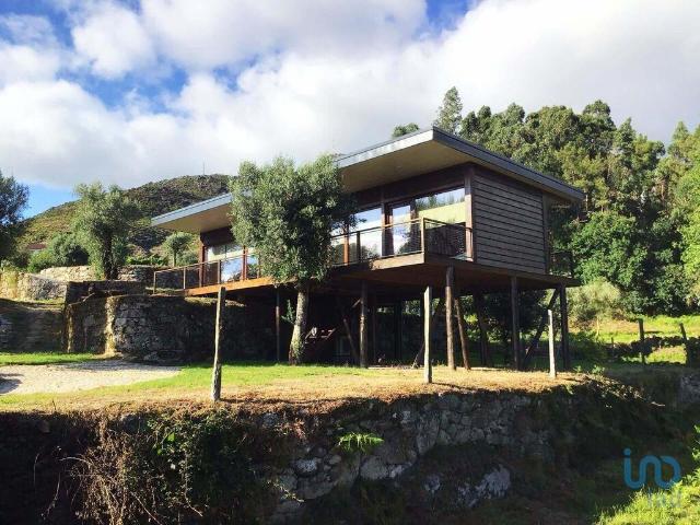 Casa de aldeia T2 em Gondoriz de 116,00 m²