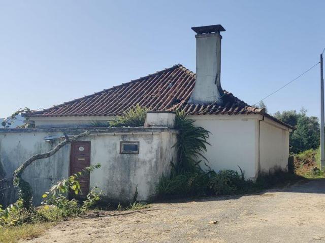 Casa de aldeia T2 em Refóios do Lima de 150,00 m² 150m² Ranhados