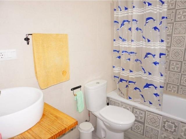 Casa de alquiler en Velez Malaga reformada con 3 dormitorios de 200 m2 centro