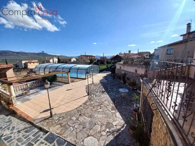 Casa de alto standing de 1045 m2 en venta Torrecaballeros, Castilla y León