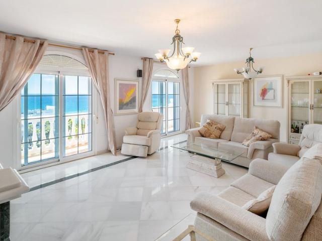 Casa de alto standing de 100 m2 en venta Benalmádena, Andalucía