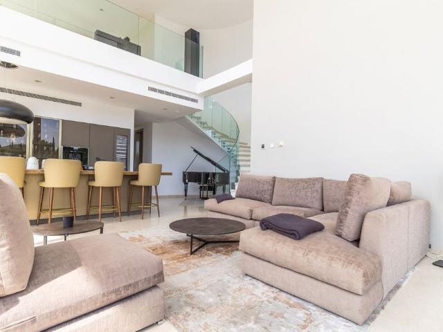 Casa de alto standing de 1183 m2 en venta Benahavís, España