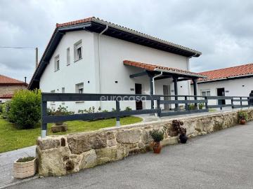 Casa de alto standing de 121 m2 en venta Comillas, Cantabria