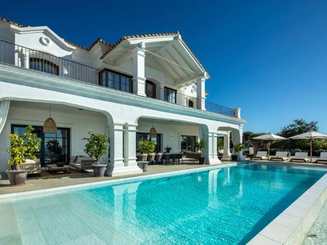Casa de alto standing de 1338 m2 en venta Benahavís, España