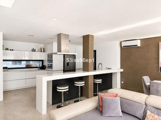 Casa de alto standing de 145 m2 en venta Nueva Andalucia, Andalucía