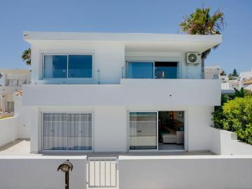 Casa de alto standing de 160 m2 en venta Estepona, Andalucía