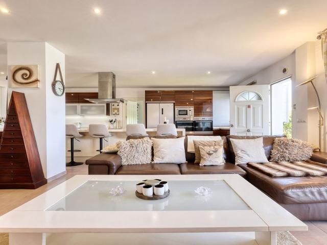Casa de alto standing de 194 m2 en venta Castillo de la Duquesa, España