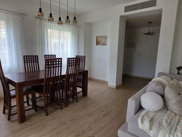 Casa de alto standing de 192 m2 en venta La Línea de la Concepción, España