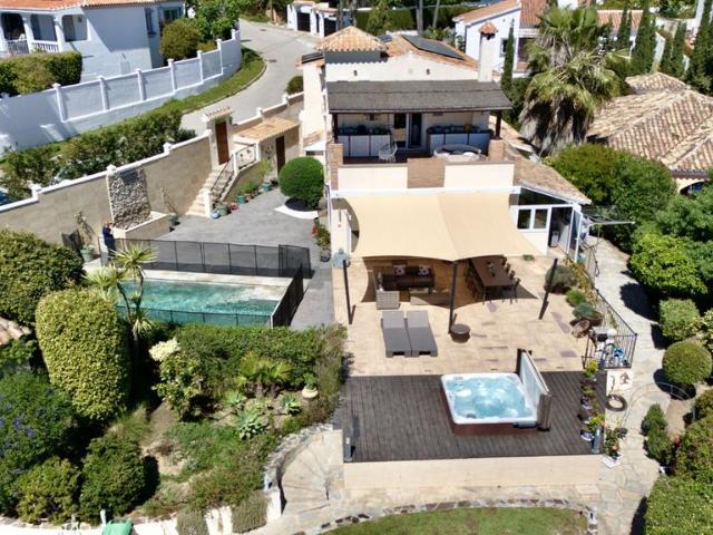 Casa de alto standing de 235 m2 en venta Estepona, Andalucía