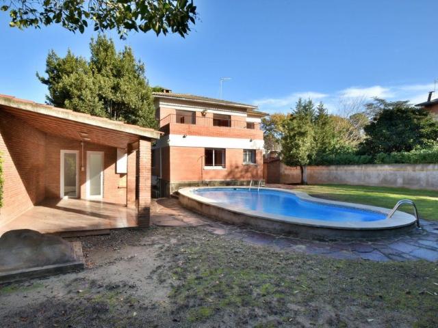 Casa de alto standing de 237 m2 en alquiler Sant Cugat, España