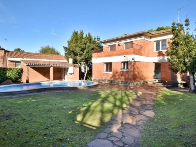 Casa de alto standing de 237 m2 en alquiler Sant Cugat, España