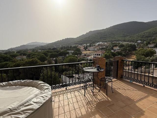Casa de alto standing de 230 m2 en venta Alhaurín de la Torre, Andalucía