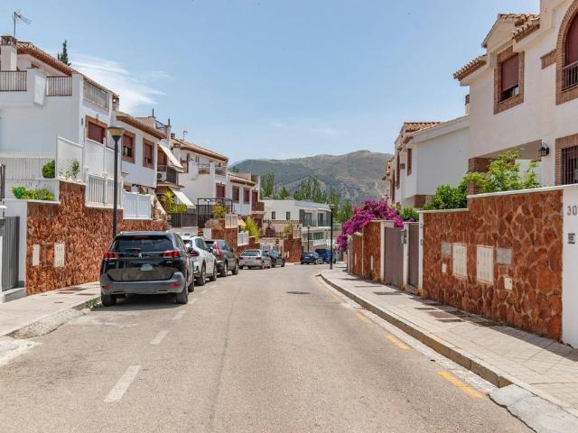 Casa de alto standing de 249 m2 en venta Granada, Andalucía